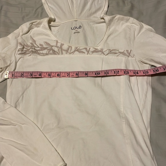 ✨5 for $20✨ Lole creme light hoodie - Picture 4 of 8